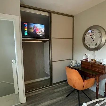 Elder Grove House Gæstehus Castleisland