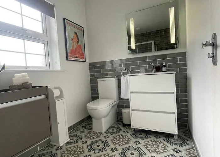 Konukevi Elder Grove House